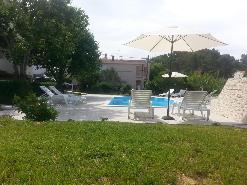 Apartments Renata Банёл Экстерьер фото
