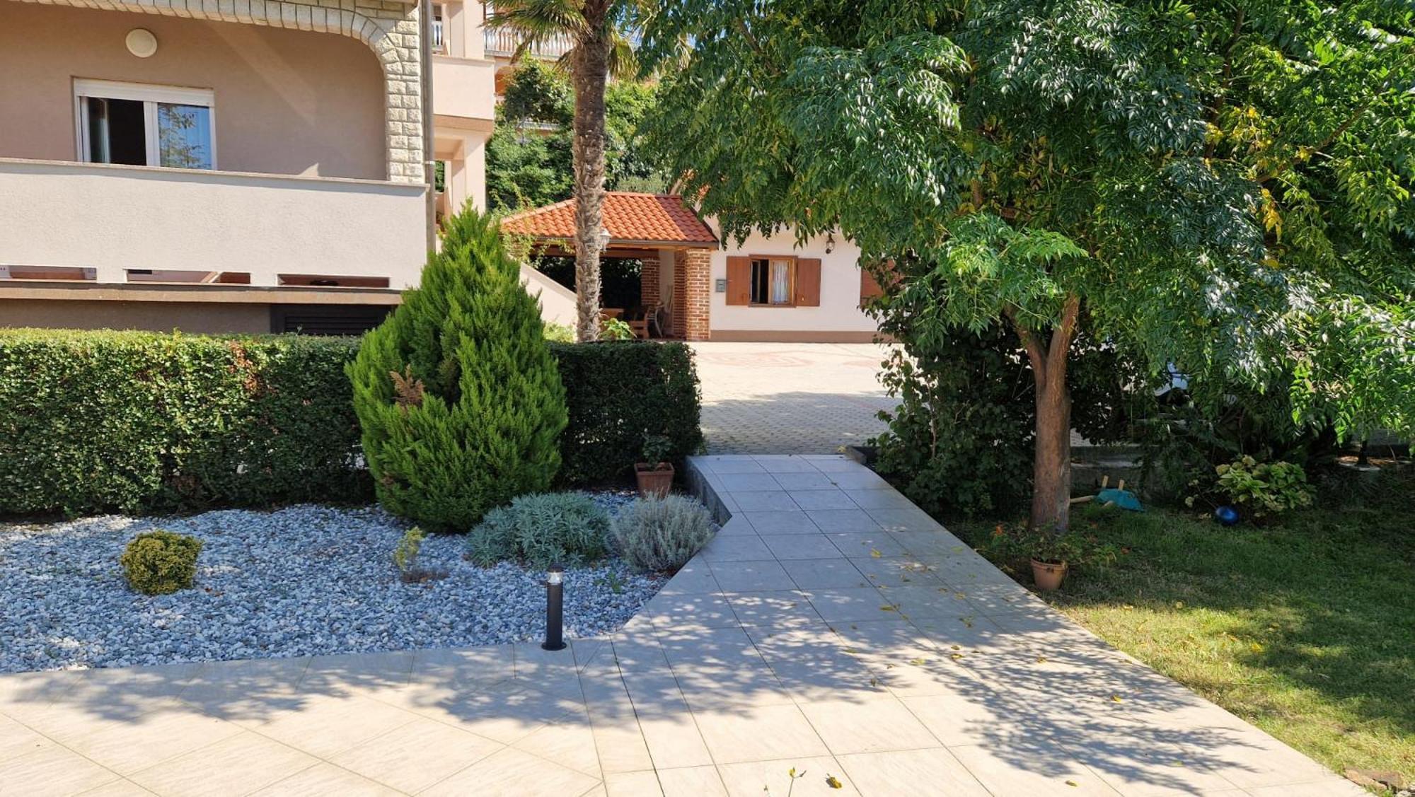 Apartments Renata Банёл Экстерьер фото